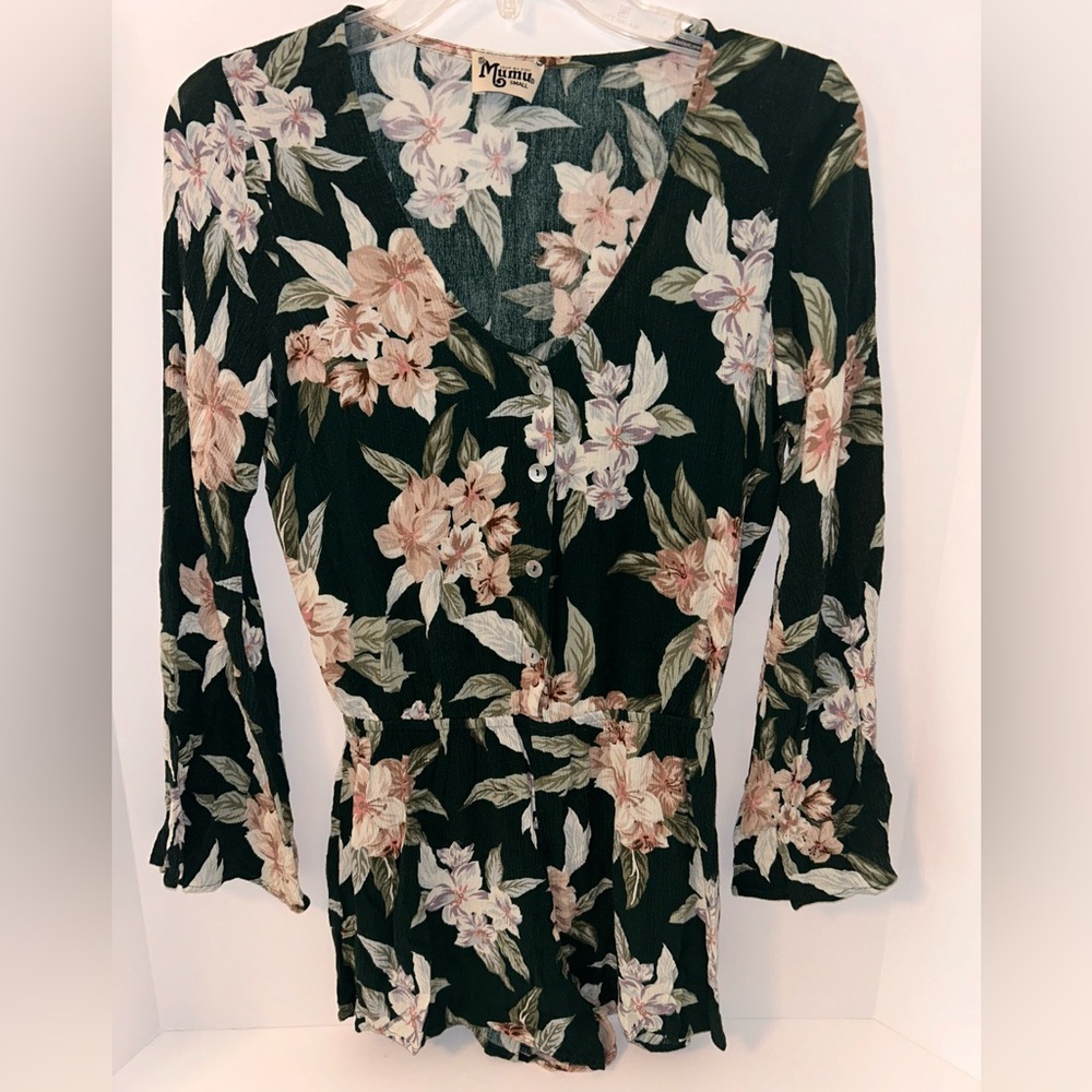 Show Me Your Mumu‎ green floral shorts romper, button front romper sz SMALL